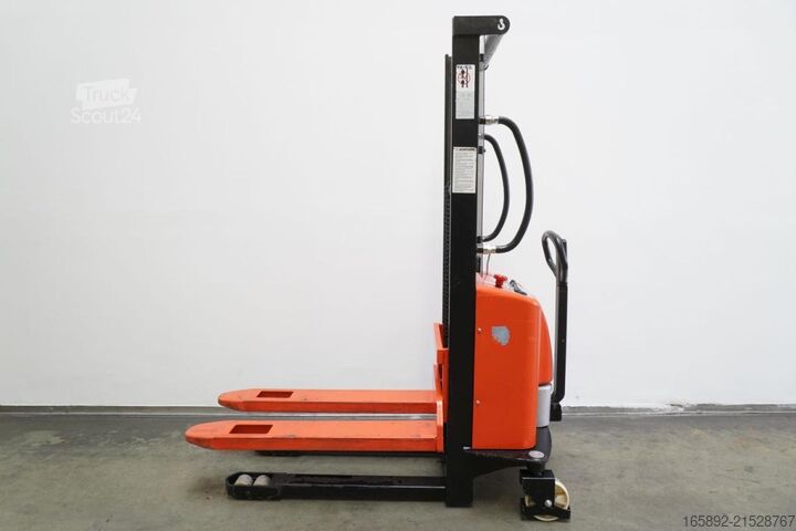 ручной штабелер Schefer 1104015EHS16