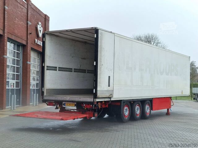 Gekoeld/bevroren transport SCHMITZ CARGOBULL SCB*S3B Thermoking SLX400e Frigo - Zepro loadli...