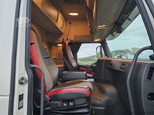 Standaard trekker VOLVO FM 450 GLOBETROTTER ADR