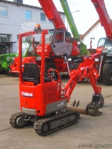 Mini bager BOBCAT E 08 * 3x Löffel * * Verstellfahrwerk * vgl. 10