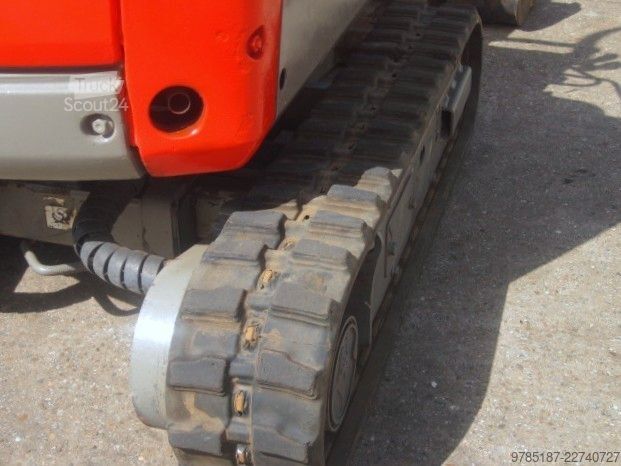 Mini bager BOBCAT E 08 * 3x Löffel * * Verstellfahrwerk * vgl. 10