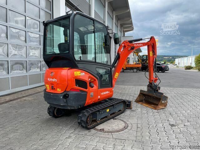 Minibagr Kubota KX019-4 / nur 299h / 2024 / Löffelpaket