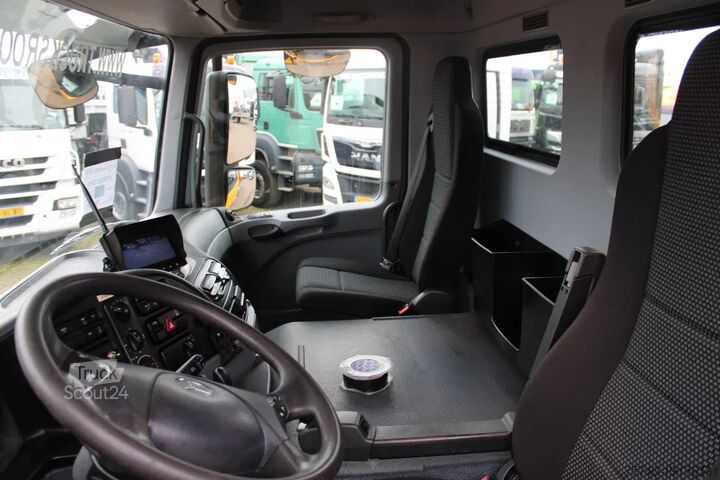 Sklápač Mercedes-Benz Actros 3241 8x4 + SPRING SPRING BLATT + EURO 5