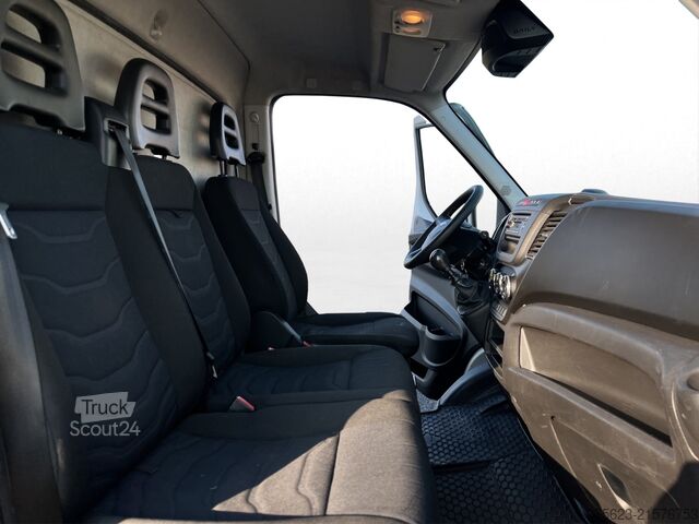 Skåpbil IVECO Daily Koffer LBW Klima