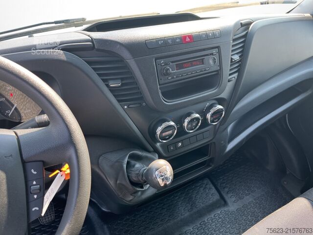 Skåpbil IVECO Daily Koffer LBW Klima