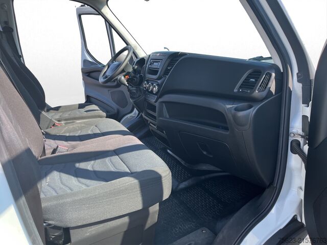 Skåpbil IVECO Daily Koffer LBW Klima