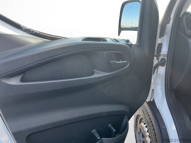 Skåpbil IVECO Daily Koffer LBW Klima