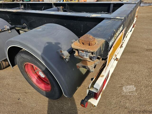Transportul de containere FLIEGL SDS 350/ LOWLOADER 20 FOOT CONTAINER CHASSIS / ...