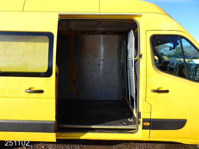 Korotettu pakettiauto RENAULT Master 2.3 dCi 135 L3H3 -Kamera-