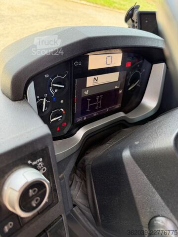 Jeřáb na nákladním automobilu RENAULT C HIAB 232 5 Hydraulisch 2 MECHANISCH FUNKFERNST