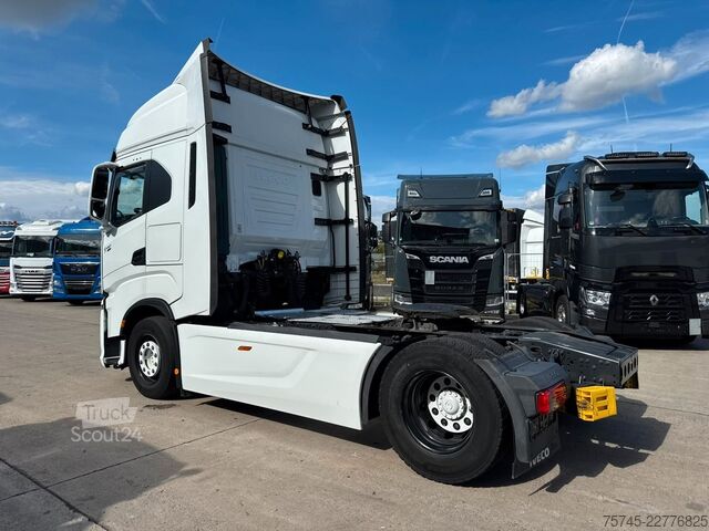 Standard trekkvogn IVECO S-WAY 480 * RETARDER * VOLLVERKLEIDUNG *