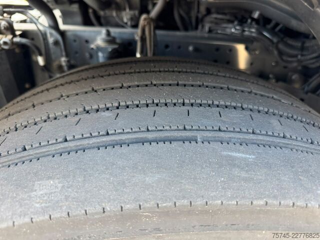 Standard trekkvogn IVECO S-WAY 480 * RETARDER * VOLLVERKLEIDUNG *