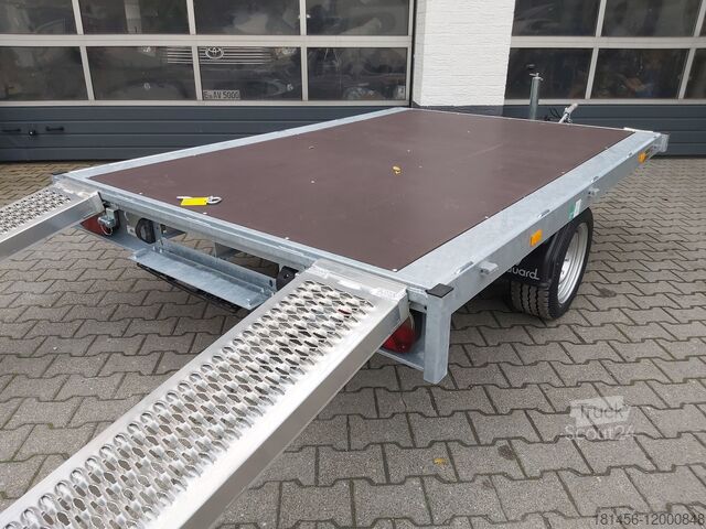 Autotransporter trailershop Kleinfahrzeugtransporter Smart Anhänger für Wohnmobil Neuverkauf direkt termin