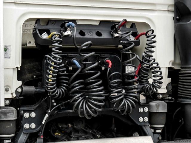 Стандартный седельный тягач DAF XF 480 FT SSC + MX-BREAK + 545l TANK Klima ZV