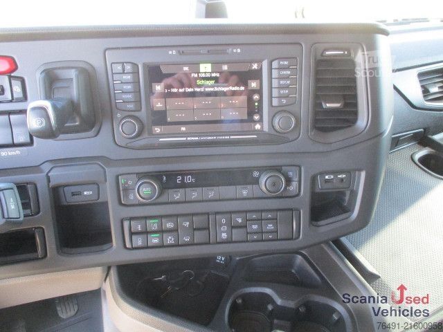 Camion de matières dangereuses Scania R 460 A4x2NA