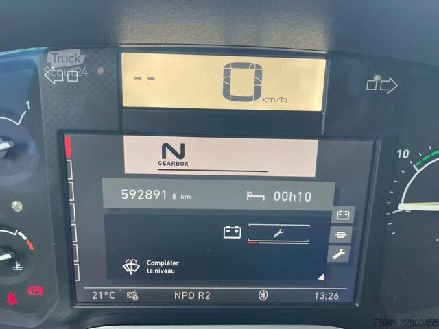 Standaard trekker Renault T460 vin:  VF611A161LD033623,  592852 km