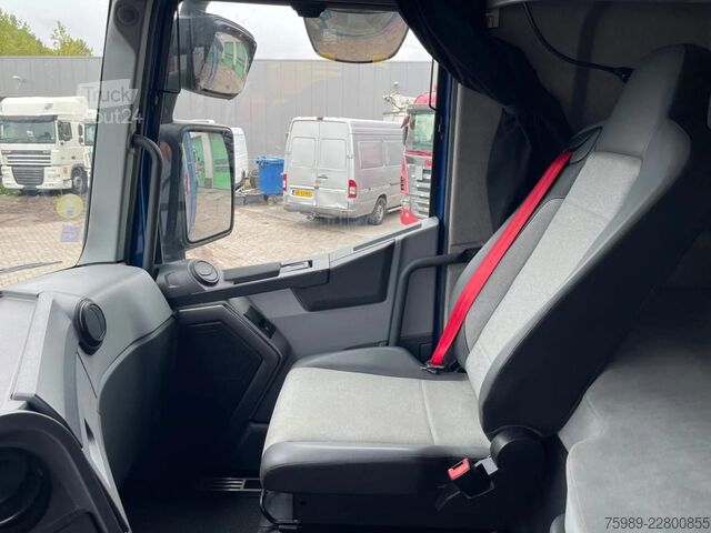 Standaard trekker Renault T460 vin:  VF611A161LD033623,  592852 km