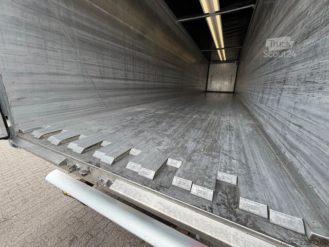 Vloer verplaatsen Kraker N/A K-Force 92m3 Cargo Floor 10MM 37.102KM! Liftas
