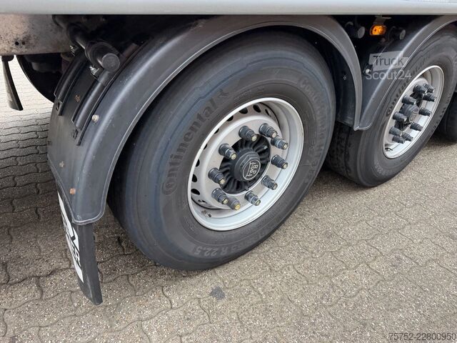 Vloer verplaatsen Kraker N/A K-Force 92m3 Cargo Floor 10MM 37.102KM! Liftas