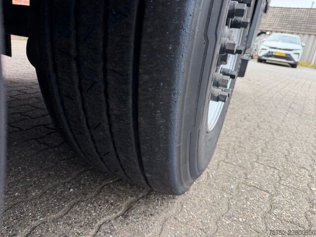 Vloer verplaatsen Kraker N/A K-Force 92m3 Cargo Floor 10MM 37.102KM! Liftas