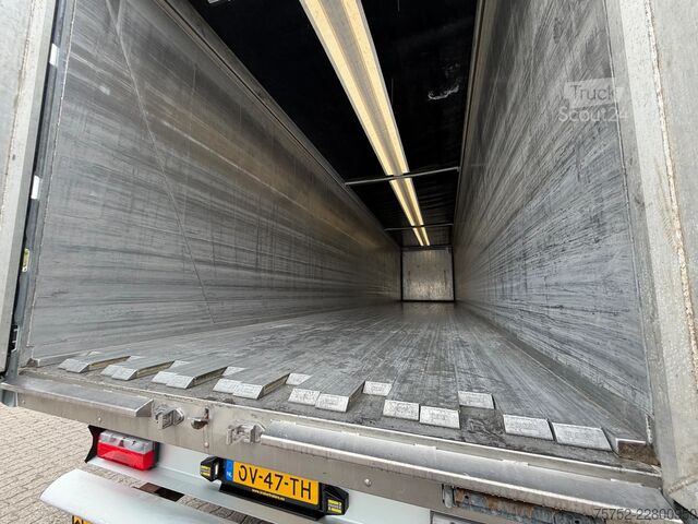 Vloer verplaatsen Kraker N/A K-Force 92m3 Cargo Floor 10MM 37.102KM! Liftas
