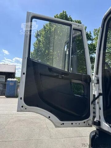 Transport chłodniczy/mrożony Iveco EuroCargo 140E250 Tiefkühl Mitsubishi TDJ 300 K...