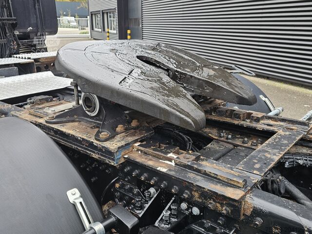 MAN TGX 41.680 8x4 BLS / WSK / 250,000 kg. MAN TGX 41.680 8x4 BLS / WSK / 250.000 kg.