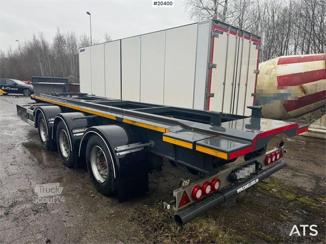 Transport kontenerowy NC Engineering hook trailer