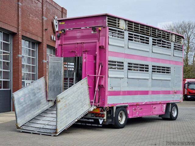 Veetransport Pezzaioli 2 deck livestock - Lifting floor - Lifting roof...