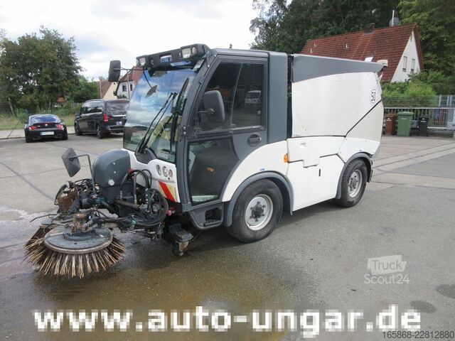 Balayeuse de voirie Hako CityMaster CM 2000 Bj. 2015 2-Besen-Syst
