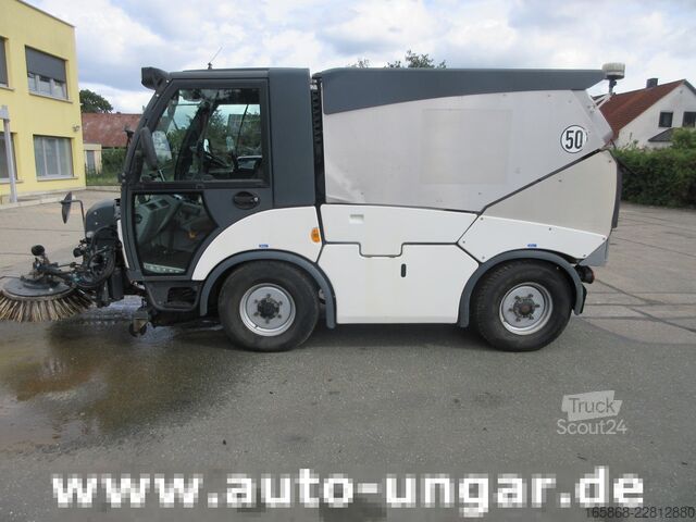 Balayeuse de voirie Hako CityMaster CM 2000 Bj. 2015 2-Besen-Syst