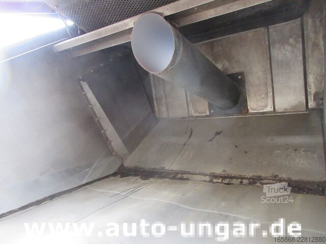 Balayeuse de voirie Hako CityMaster CM 2000 Bj. 2015 2-Besen-Syst