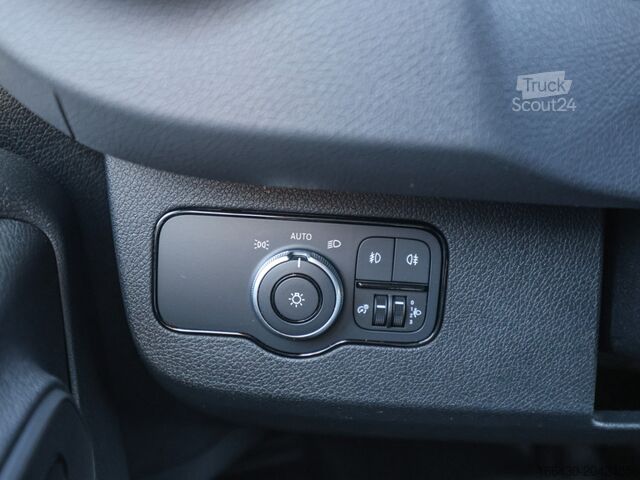 Kleinbus Mercedes-Benz Sprinter 317 CDI Tourer L3H2 (2-2-2-3) AHK Ka