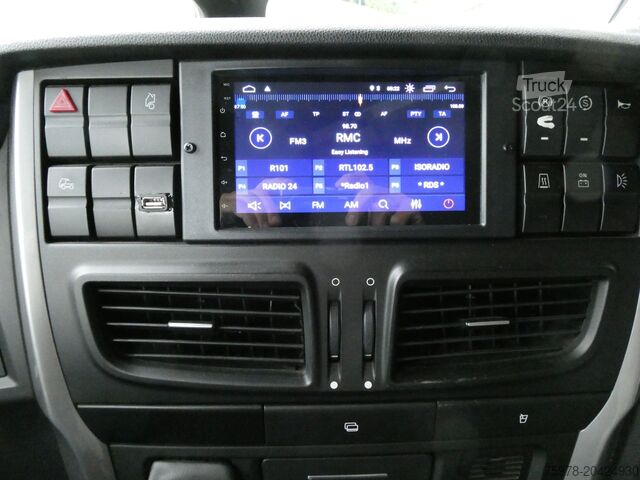 τυπικός οδικός ελκυστήρας Iveco Stralis AS460