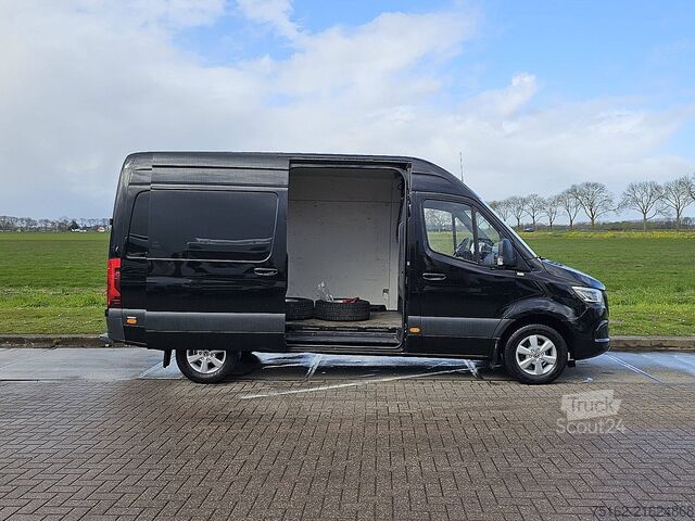 Bestelauto MERCEDES-BENZ SPRINTER 319 L2H2 V6 LED Automaat