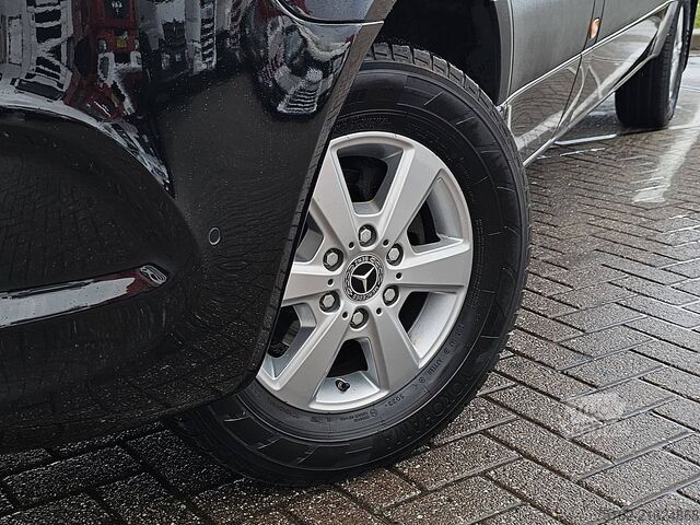 Bestelauto MERCEDES-BENZ SPRINTER 319 L2H2 V6 LED Automaat