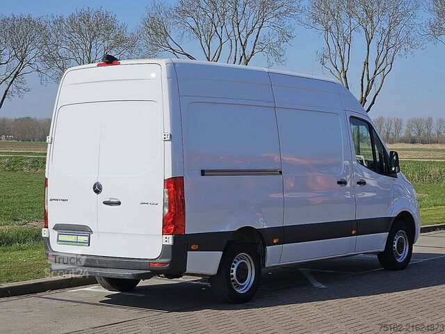 Bestelauto MERCEDES-BENZ SPRINTER 314 L2H2 Mbux RWD Euro6!