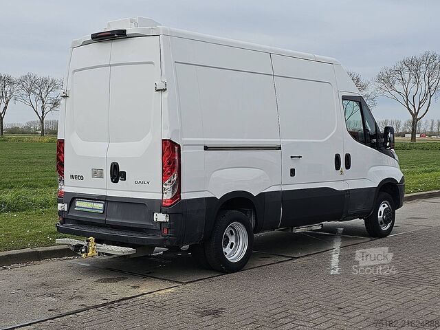 Bestelauto IVECO DAILY 35C14 L2H2 Dubbellucht AC!