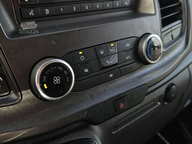 Kombi med högt tak FORD TRANSIT 2.0 L2H2 Euro6 Trekhaak!