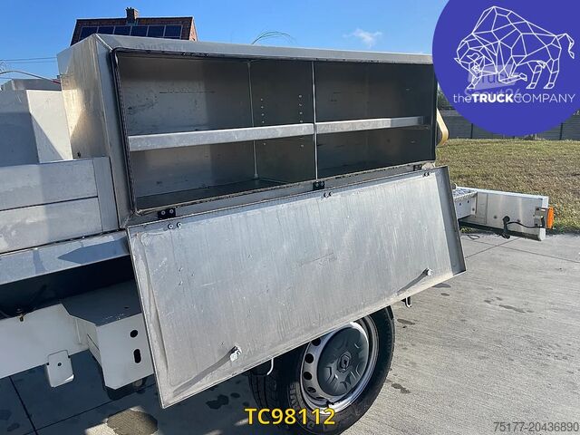 Plataforma elevadora Renault Master Hoogtewerker