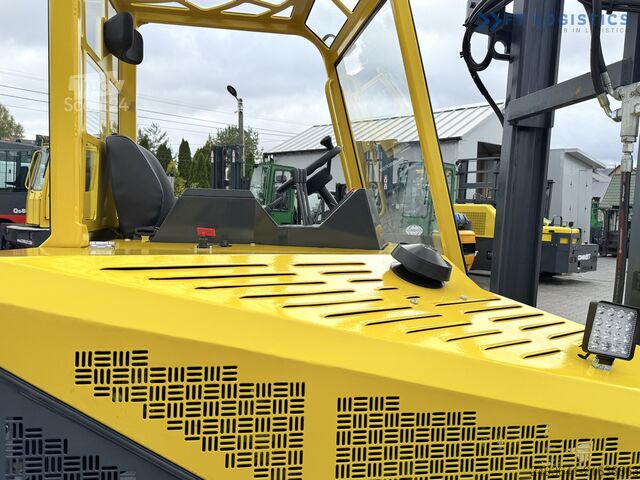 Carretilla retráctil de 4 vías Combilift CB4000 TRIPLEX 5200 FREE-LIFT POSITIONER