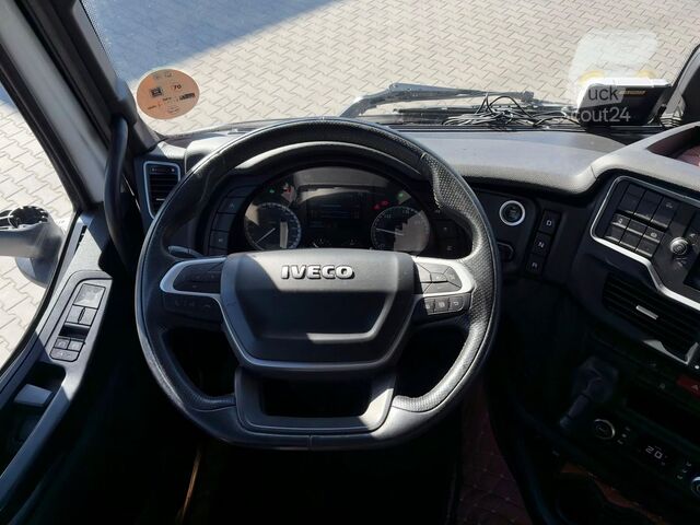 Standard tractor IVECO S-Way 490