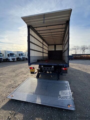 Glidende presenning DAF LF 290 LF290.16 EURO6.  2021. EURO6. Schuifzeil...