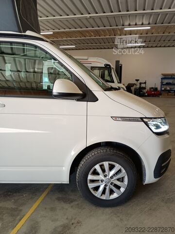 Obytný automobil Volkswagen California T6.1 Ocean 2022 | Cambio automatico | Tetto a soffietto