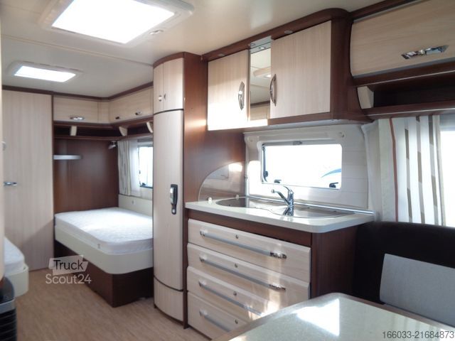 Wohnwagen HOBBY prestige 560 WLU *Mover*Vorzelt*Heckbad*