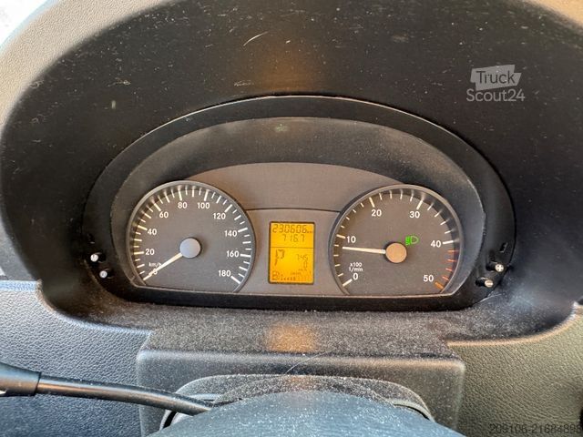 Fourgon tôlé MERCEDES-BENZ Sprinter 316 Tempomat Klima Automatik AHK 2,8T