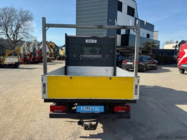 Dubă pick-up TOYOTA DYNA 100 D-4D 145 Doppelkabine Euro 5