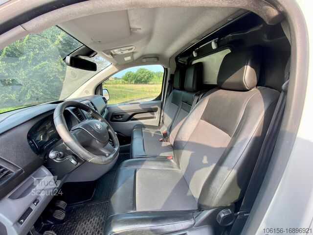 šaldytuvinis furgonas su kėbulu Toyota Proace