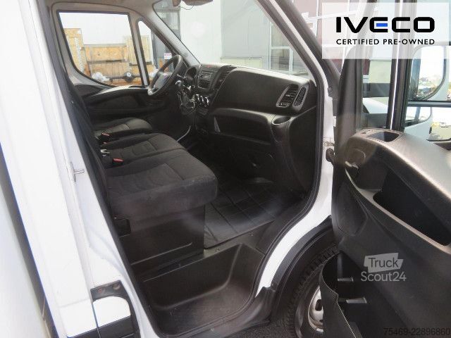 Кутиевиден ван IVECO 35C17/P Koffer, LBW