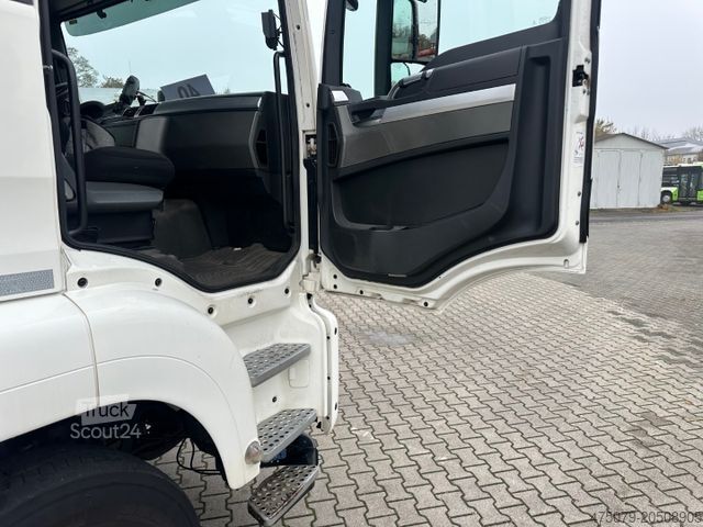 Garbage truck MAN TGS 26.320 / Faun Rotopress